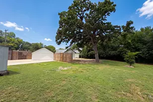420 Bluebonnet Dr, Hurst, TX 76053 - Photo 22