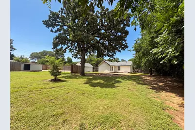 420 Bluebonnet Drive, Hurst, TX 76053 - Photo 24