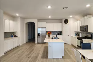 1007 Marigold St, Princeton, TX 75407 - Photo 2
