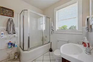 221 W 5th St, Bonham, TX 75418 - Photo 16