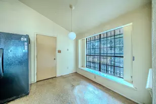 3232 Wilbarger Dr, Dallas, TX 75227 - Photo 10