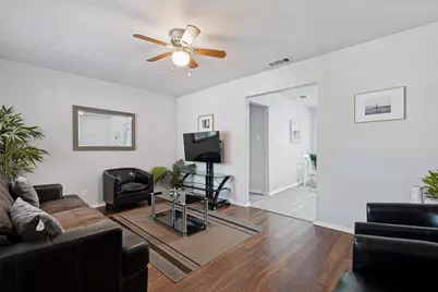 6810 Marla Drive, Dallas, TX 75217 - Photo 6