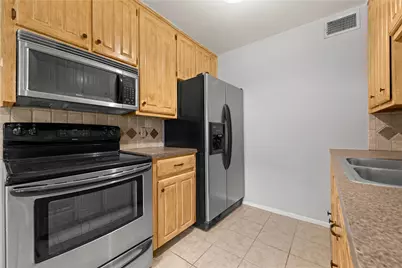1214 Baylor Avenue #111, Waco, TX 76706 - Photo 16