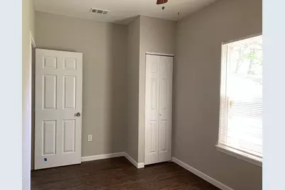 1012 Faye Street, Gainesville, TX 76240 - Photo 6