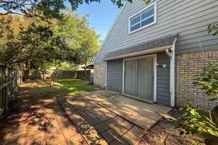 614 Towne House Ln, Richardson, TX 75081 - Photo 32