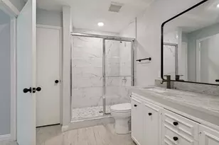 3525 Bangor Ct E, Irving, TX 75062 - Photo 18