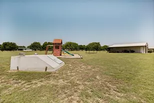 10485 Indian Trail, Sanger, TX 76266 - Photo 28