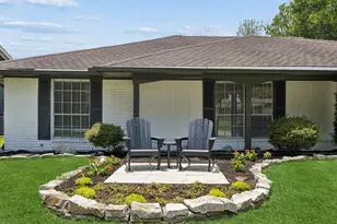 5909 Mark Ln, Rowlett, TX 75089 - Photo 2