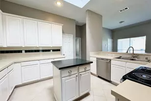 7700 Glenoaks Dr, Frisco, TX 75034 - Photo 10