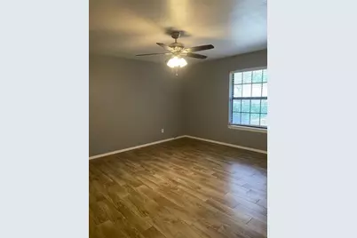 609 Williamsburg Court, Granbury, TX 76048 - Photo 8