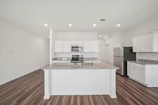 908 Penrose, Cedar Hill, TX 75104 - Photo 8