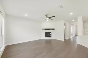 2312 Hawk Mdw Ct, Mansfield, TX 76063 - Photo 18