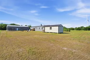 404 Hcr 3258, Mount Calm, TX 76673 - Photo 26