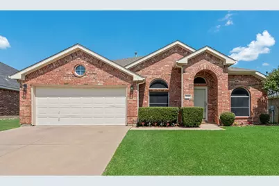 7711 Pittsford Lane, Arlington, TX 76002 - Photo 2