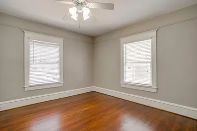 1630 Mistletoe Boulevard #B, Fort Worth, TX 76104 - Photo 8