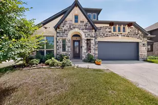 2905 Emerald Trace Dr, Denton, TX 76226 - Photo 2