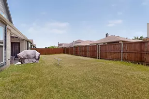 2905 Emerald Trace Dr, Denton, TX 76226 - Photo 40