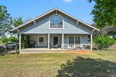 1060 County Road 4360, Decatur, TX 76234 - Photo 2