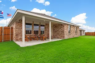 561 Marsh St, Cleburne, TX 76033 - Photo 38