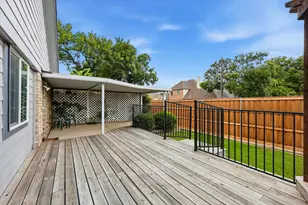 2703 Old English Ct, Euless, TX 76039 - Photo 16