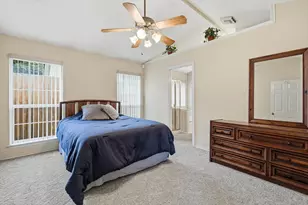 2703 Old English Ct, Euless, TX 76039 - Photo 8