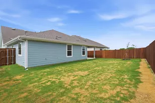 718 Orchid Wy, Pilot Point, TX 76258 - Photo 18