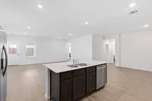 718 Orchid Wy, Pilot Point, TX 76258 - Photo 6