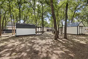 4617 Lyndi Ln, Granbury, TX 76049 - Photo 4