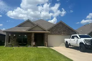 116 Frank St, Greenville, TX 75402 - Photo 1