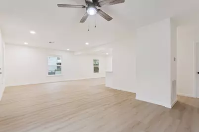 1029 N 45th Street, Waco, TX 76710 - Photo 8