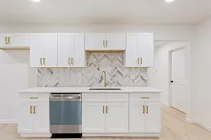 1029 N 45th St, Waco, TX 76710 - Photo 16
