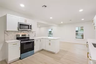 1029 N 45th St, Waco, TX 76710 - Photo 14