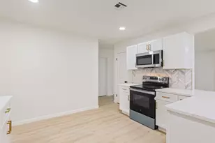 1029 N 45th St, Waco, TX 76710 - Photo 12