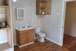 916 W Avenue B, Rosebud, TX 76570 - Photo 14