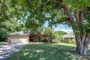 1606 N Mcdonald Ave, Decatur, TX 76234 - Photo 2
