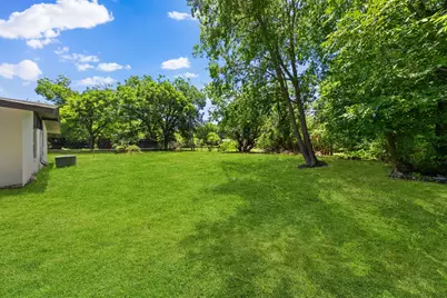 2420 Cloverdale Street, Arlington, TX 76010 - Photo 16