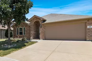 333 Pin Cushion Trail, Burleson, TX 76028 - Photo 2