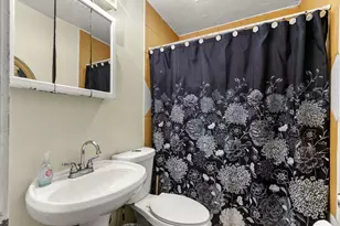 301 W Ridgewood Dr, Garland, TX 75041 - Photo 8