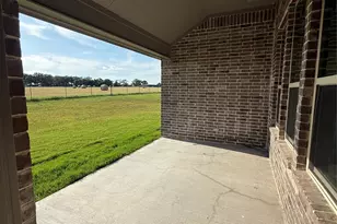 109 Cool Mdws Ct, Millsap, TX 76066 - Photo 32