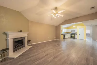 10212 Brea Canyon Road, Fort Worth, TX 76108 - Photo 14
