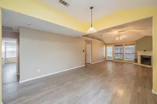 10212 Brea Canyon Rd, Fort Worth, TX 76108 - Photo 12