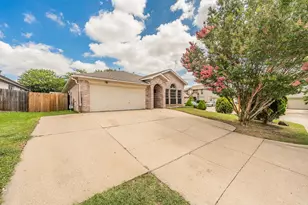 10212 Brea Canyon Rd, Fort Worth, TX 76108 - Photo 2