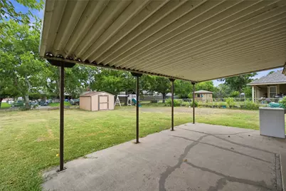 1203 N Reagan Street, West, TX 76691 - Photo 18
