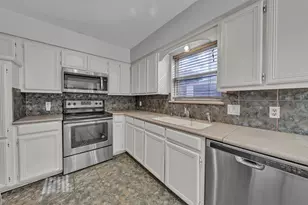 735 Danvers Ln, Mansfield, TX 76063 - Photo 10