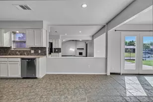 735 Danvers Ln, Mansfield, TX 76063 - Photo 8