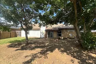 7204 Ridge Rd, Fort Worth, TX 76133 - Photo 14