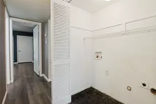 2535 Wedglea Dr, Dallas, TX 75211 - Photo 18