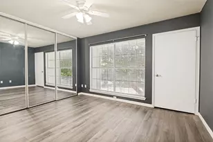 2535 Wedglea Dr, Dallas, TX 75211 - Photo 16