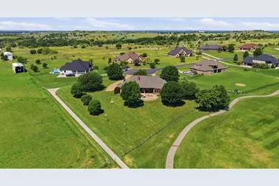 241 Pinnacle Peak Lane, Weatherford, TX 76087 - Photo 6