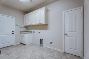2009 Canaveral Ct, Granbury, TX 76048 - Photo 22